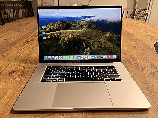 Cómo Elegir la Mejor MacBook para Estudiantes en Barcelona